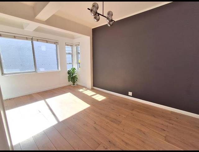 0 BEDROOM APARTMENT FOR SALE IN SEA POINT